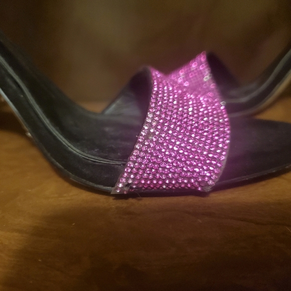 Gianni Bini | Hot Pink Dazzling Sparkly 💗 4 Inch Block Heels - Size: 9 - Picture 7 of 11